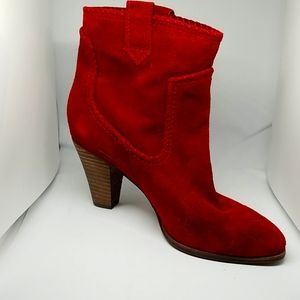 Suede boots